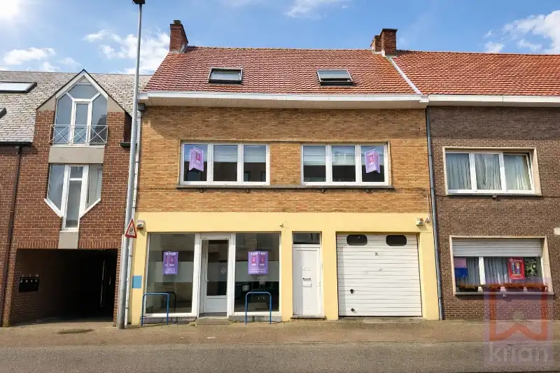 Ruime veelzijdige woning, inpandige garage en 4 slaapkamers op zuidgericht perceel! foto {{pictureIndex}}