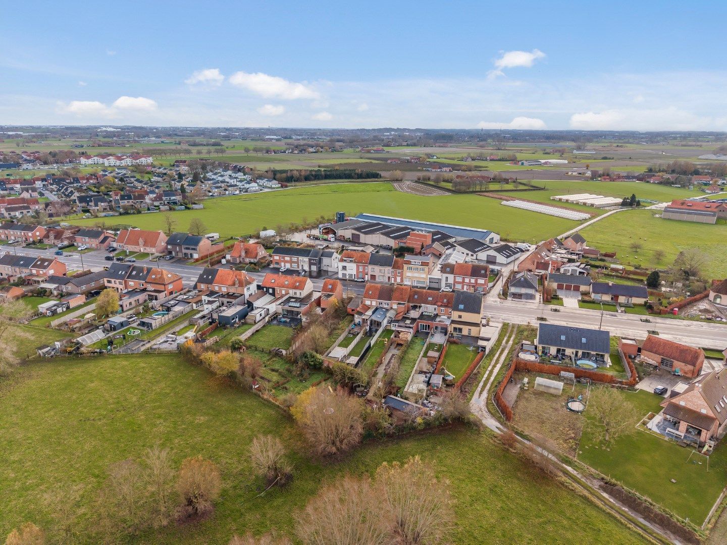 VERRASSEND RUIME WONING MET 4 SLPKS, GEISOLEERD DAK EN GUNSTIG EPC foto 5