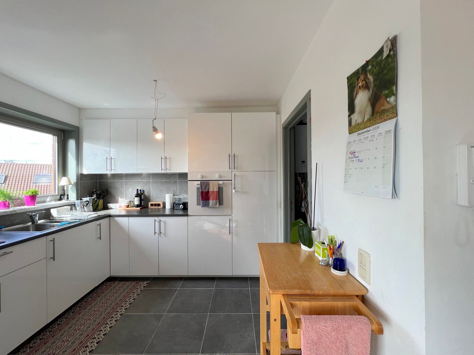 Instapklaar appartement met 2 slaapkamers, terras en garage foto 8