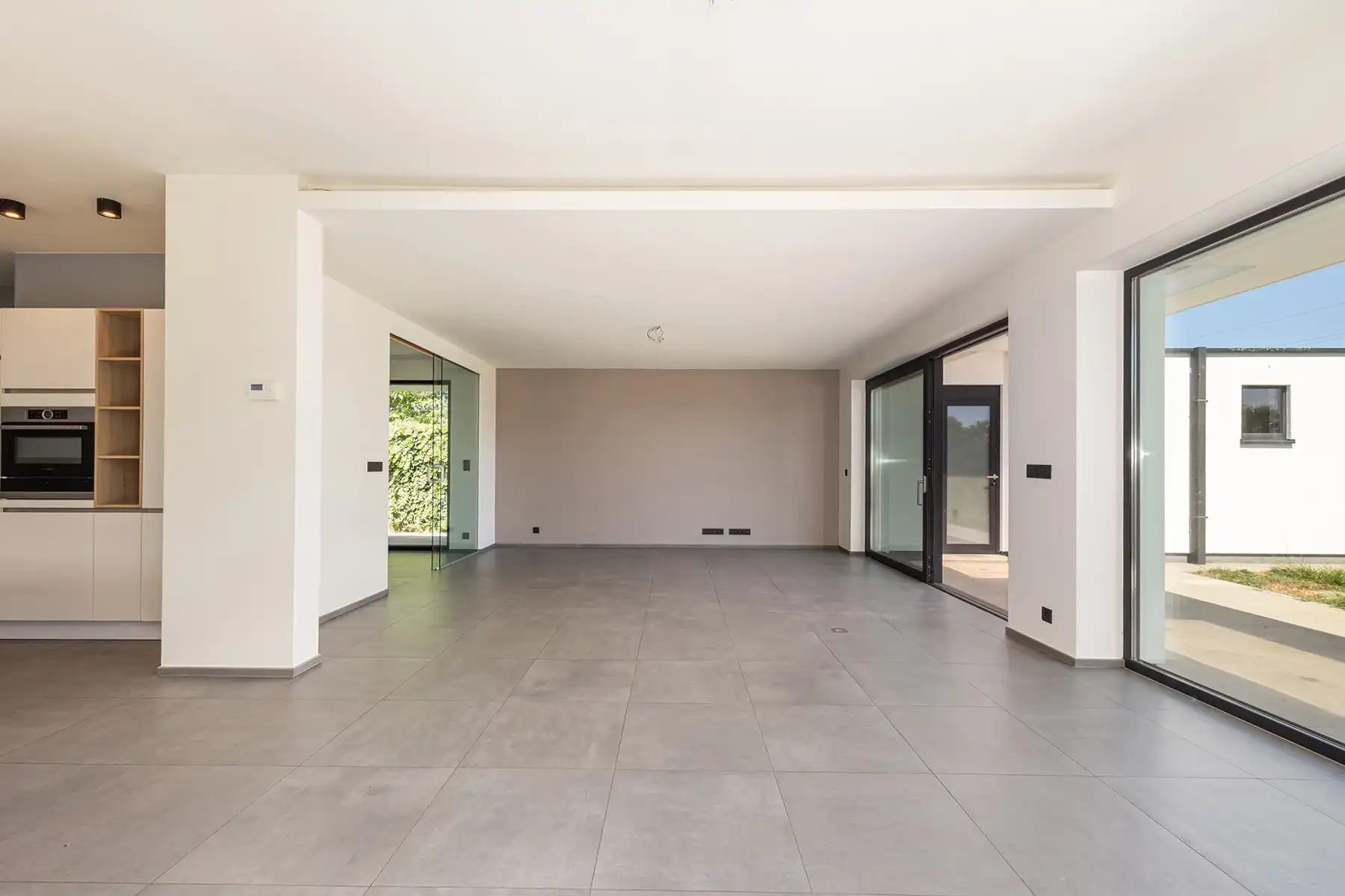 Instapklare bungalow op een perceel van ruim 40 are foto 11