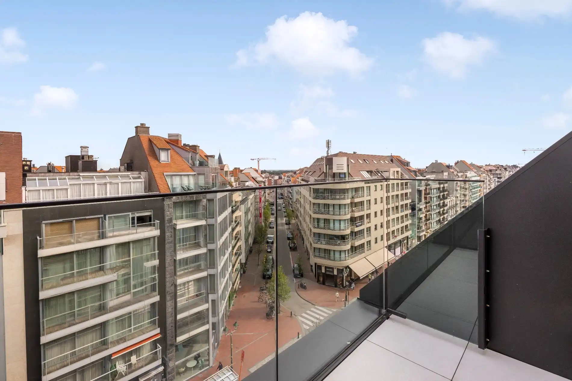 Afgewerkt nieuw duplex dakappartement met zijdelings zeezicht in het centrum van Knokke foto 6