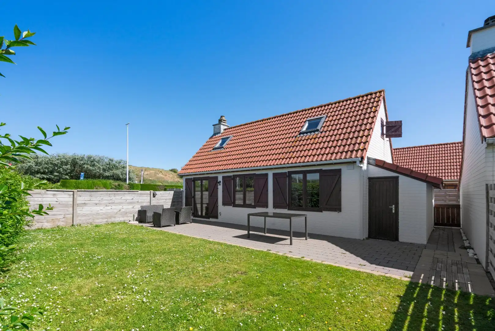 Zonnige vakantiewoning vlakbij zee foto 20
