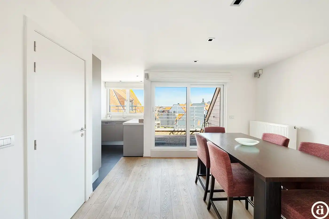 Moderne duplex met ruime terrassen nabij strand foto 12