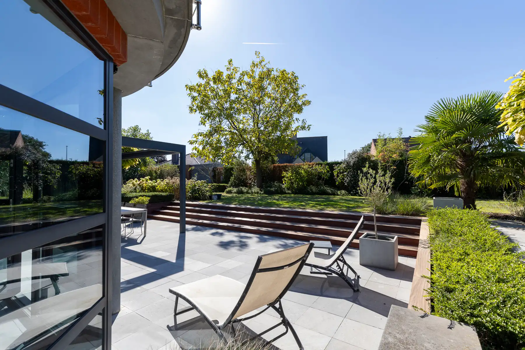 Stijlvolle villa met 5 slpks, bureau en dubbele garage foto 19
