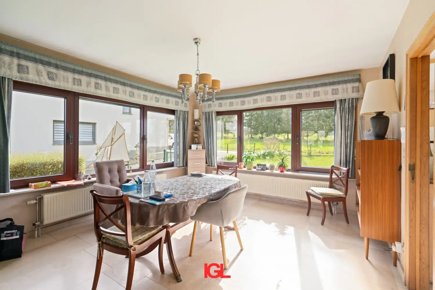 Ruime Villa op 45a65ca grond foto 8