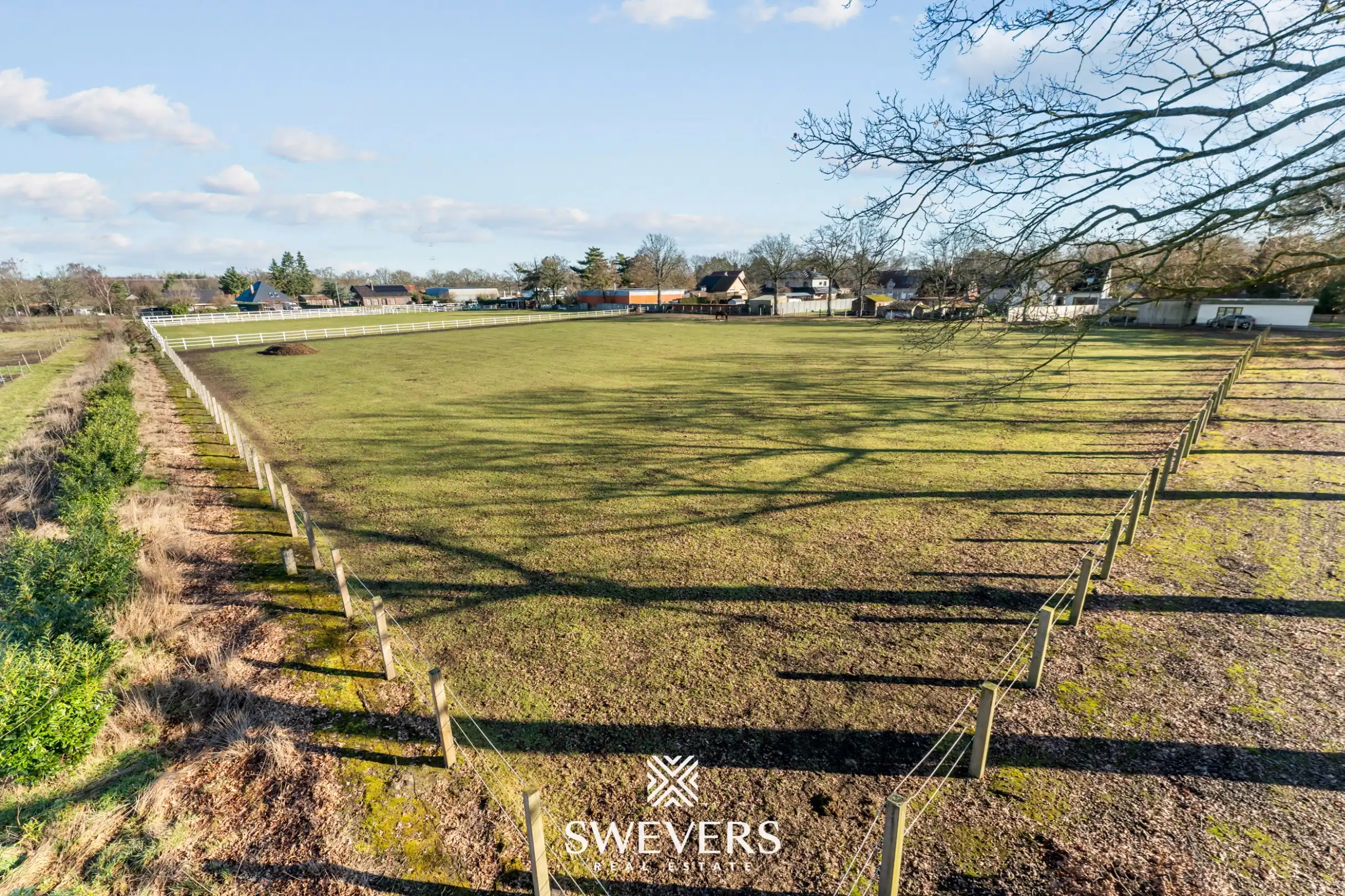 Instapklare Villa met Professionele Paardenaccommodatie:  foto 38