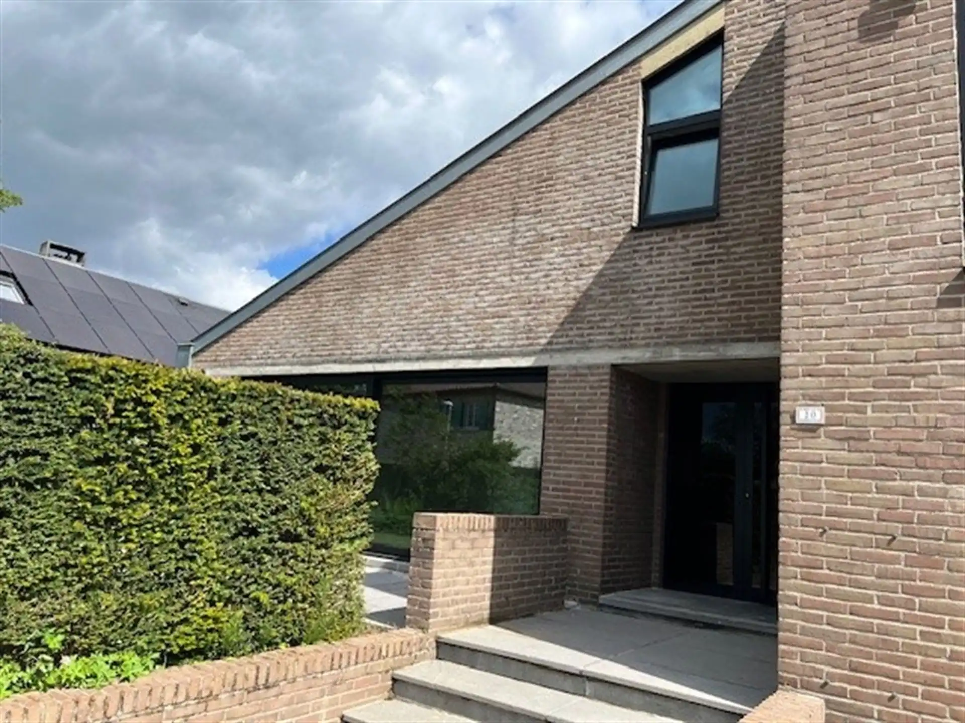 Charmante villa op goede locatie foto 2