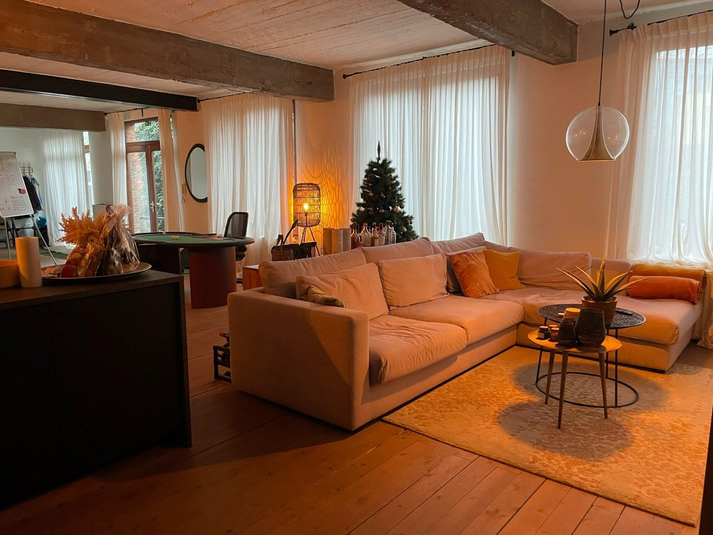 Kantoor/loft in huiselijke sfeer foto {{pictureIndex}}