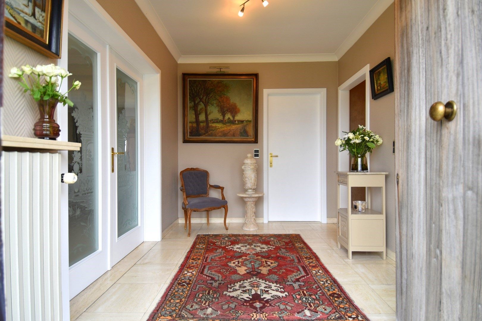 Landelijke villa op top locatie met grote zuidgerichte tuin foto 3