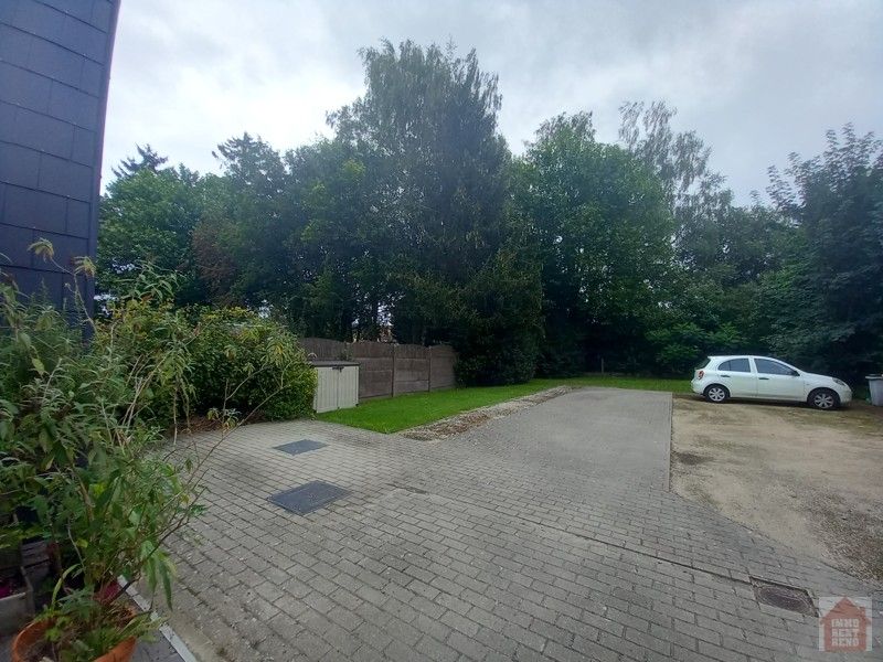 Goed gelegen triplex appartement te koop in Hoegaarden foto 30