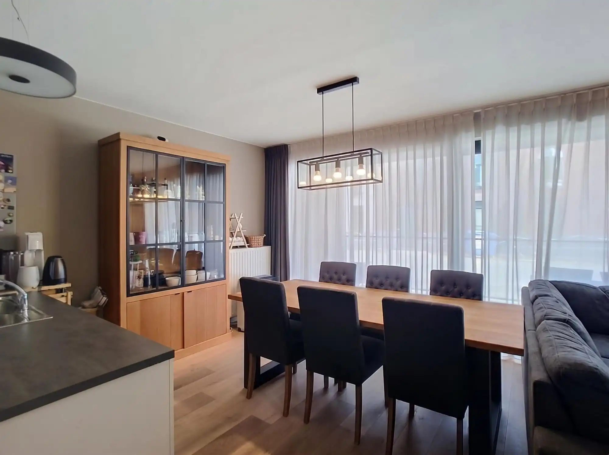 Gelijkvloers appartement met twee slaapkamers foto 4