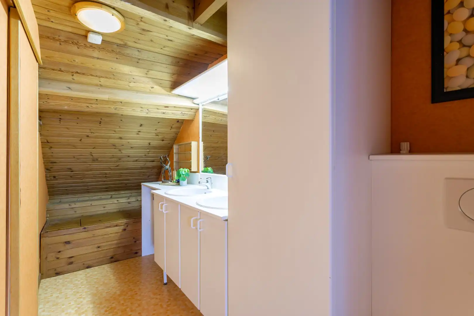 Instapklare woning met 4 slpk te Halle foto 22