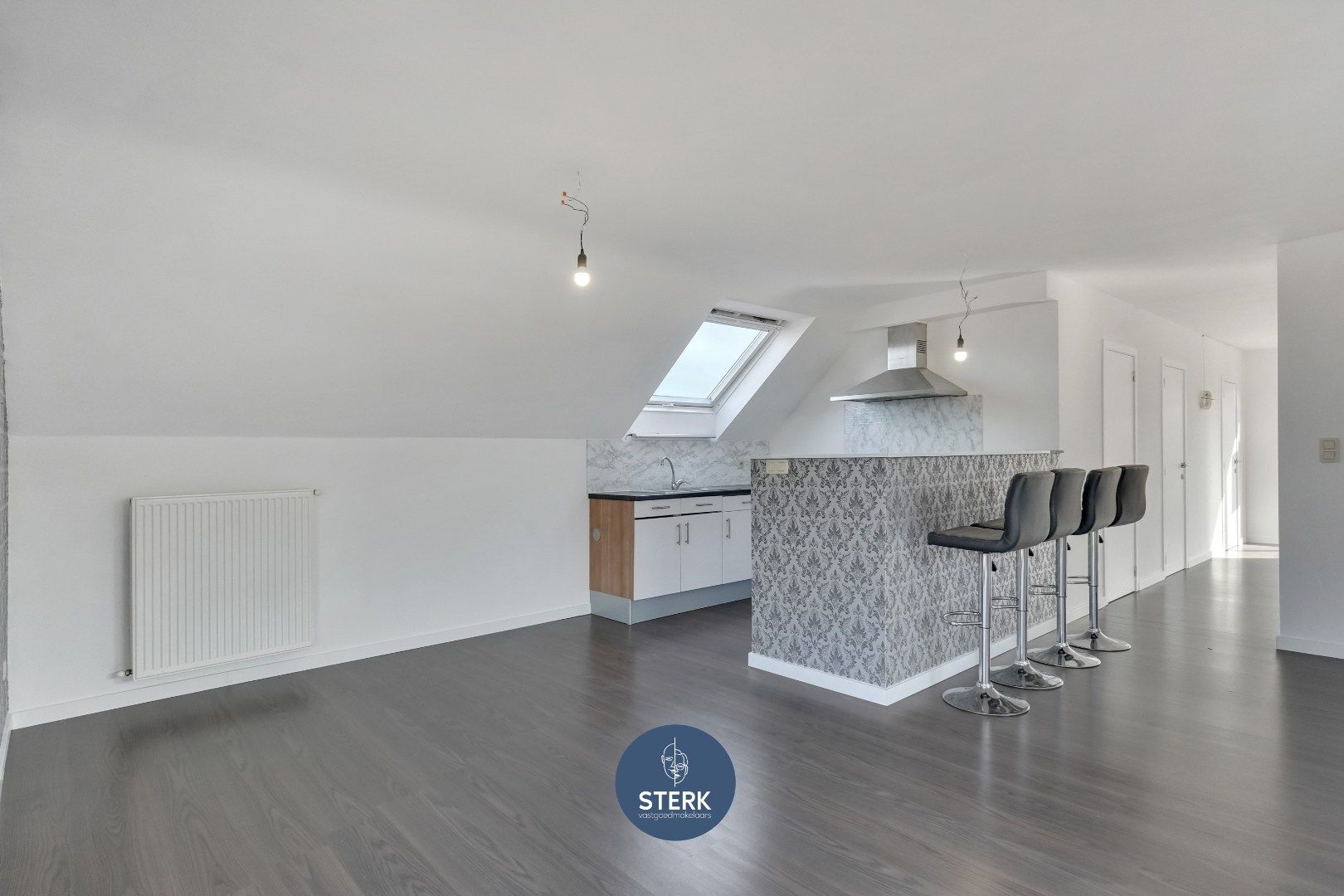 1-SLPK APPARTEMENT MET EPC LABEL B OP EEN GOEDE LOCATIE TE LANAKEN !  foto 8