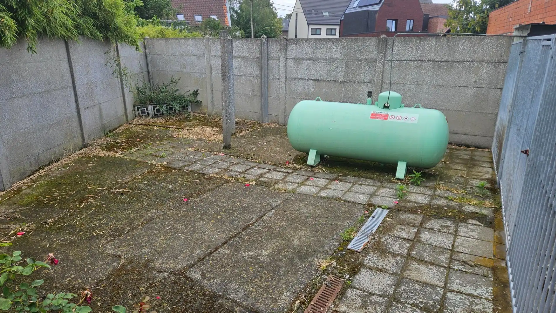 Renovatiewoning met 2 slk, garage en tuin  foto 18