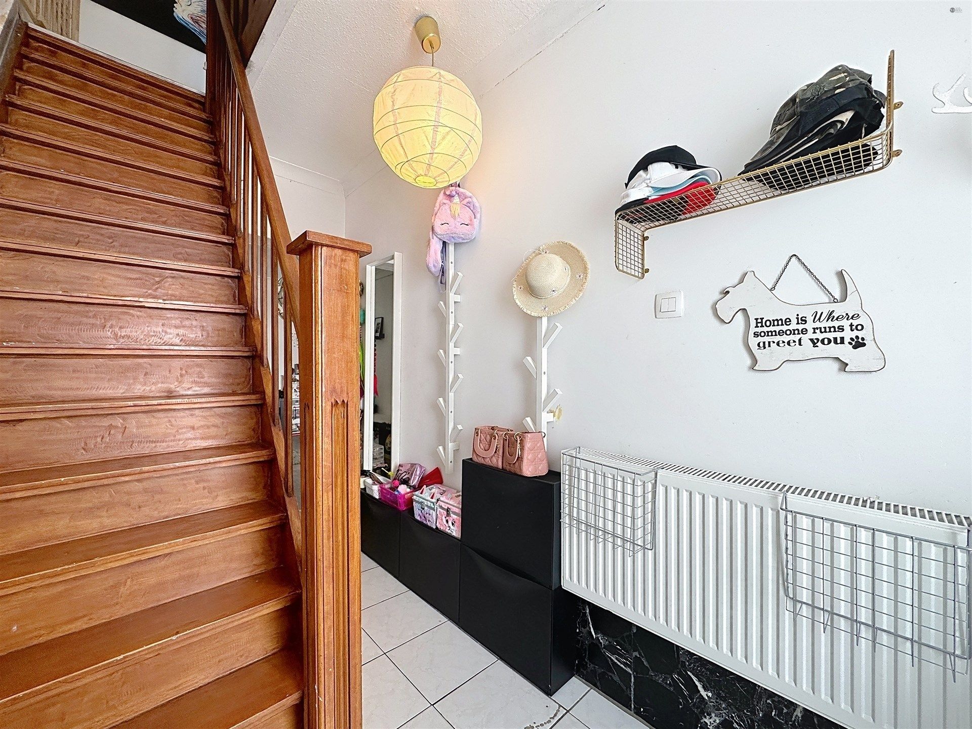 Gezinswoning met 3 slaapkamers en halfopen karakter! foto 8