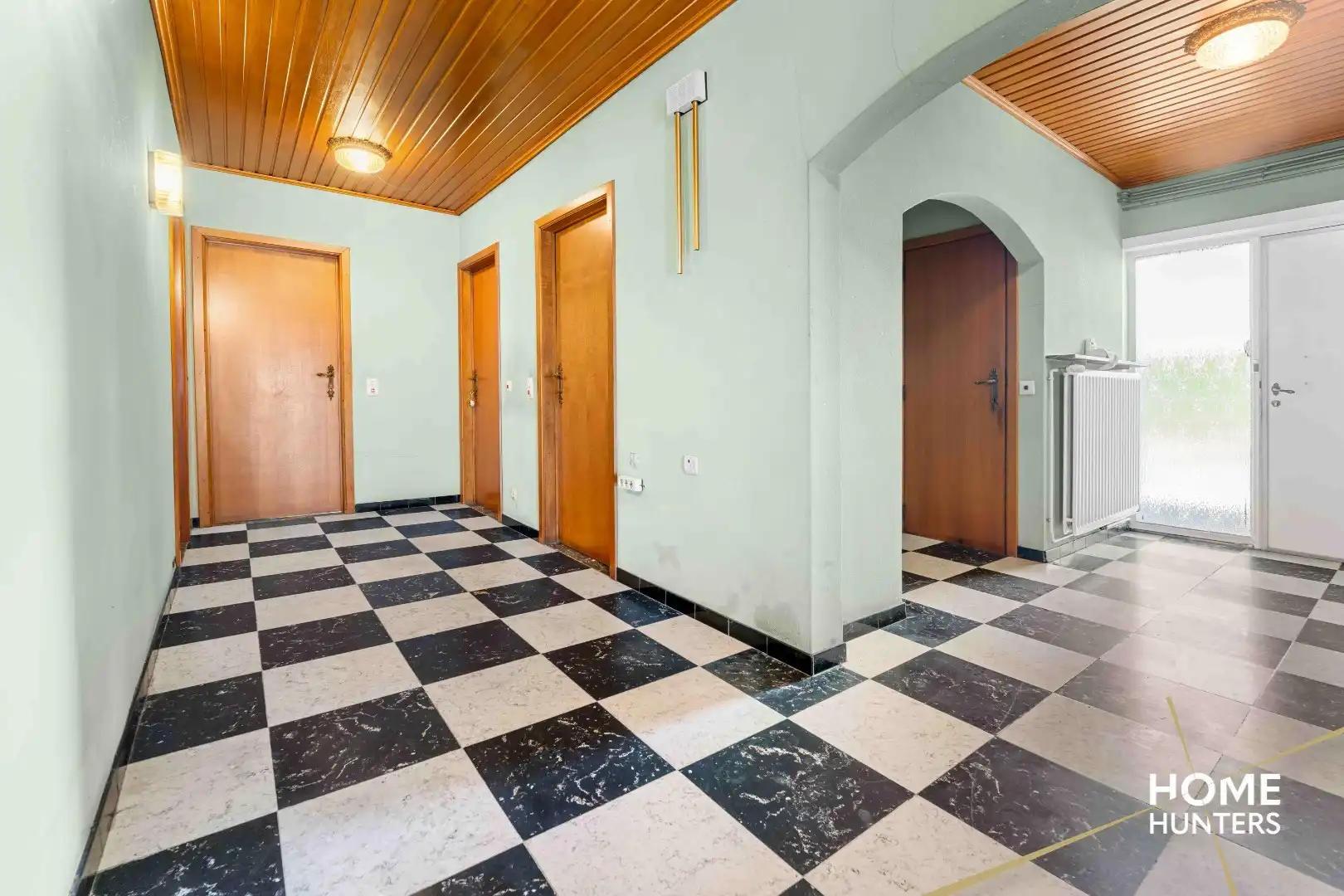 Charmante gelijkvloerse villa met tuin en garage in Sint-Michiels (Brugge) foto 6