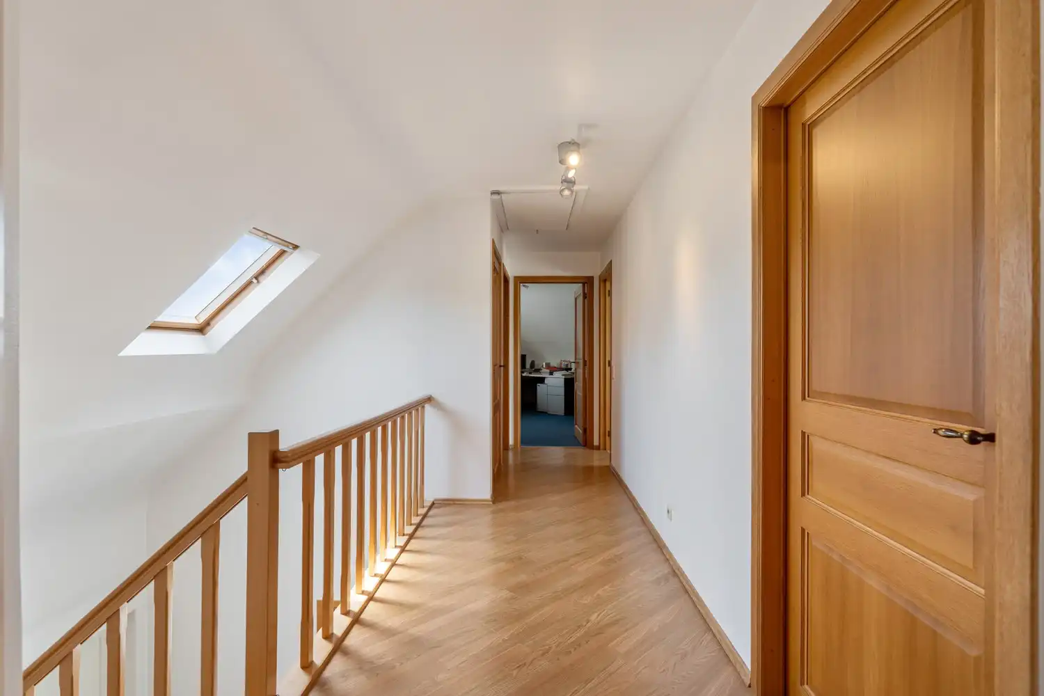 Goed gelegen villa met 4/5 slaapkamers, een bureau, een garage en een mooie tuin op een groene ligging te Kessel-Lo! foto 18