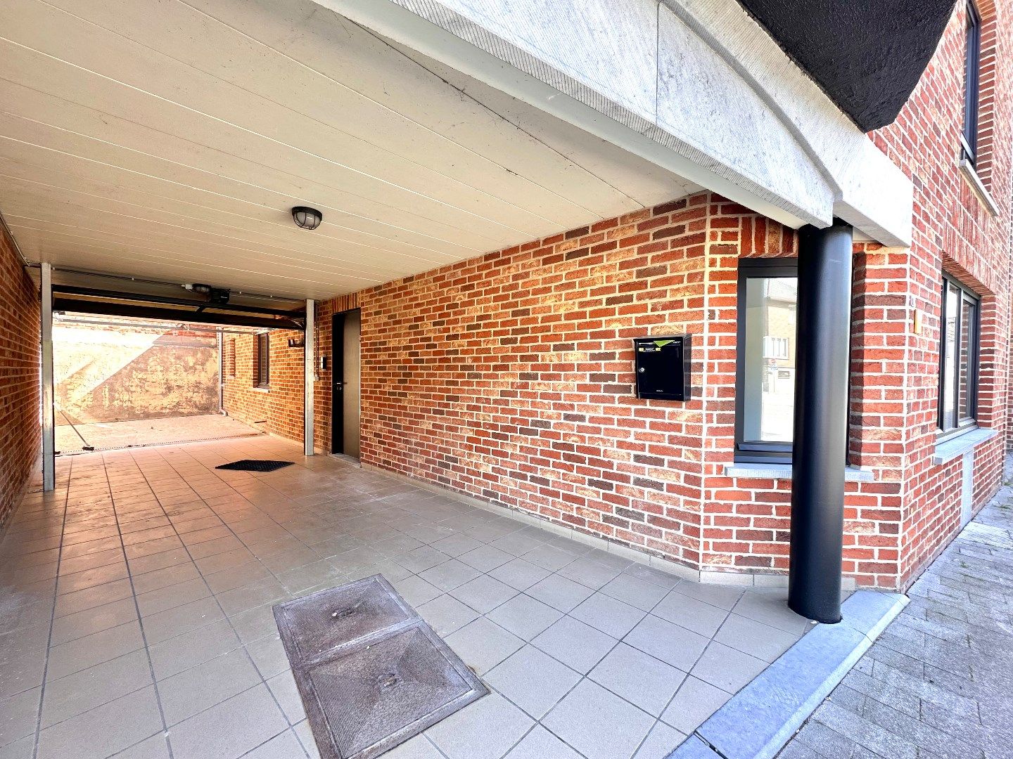 Stijlvol en Instapklaar Duplexappartement met zonneterras en Garage in Tongeren foto 2