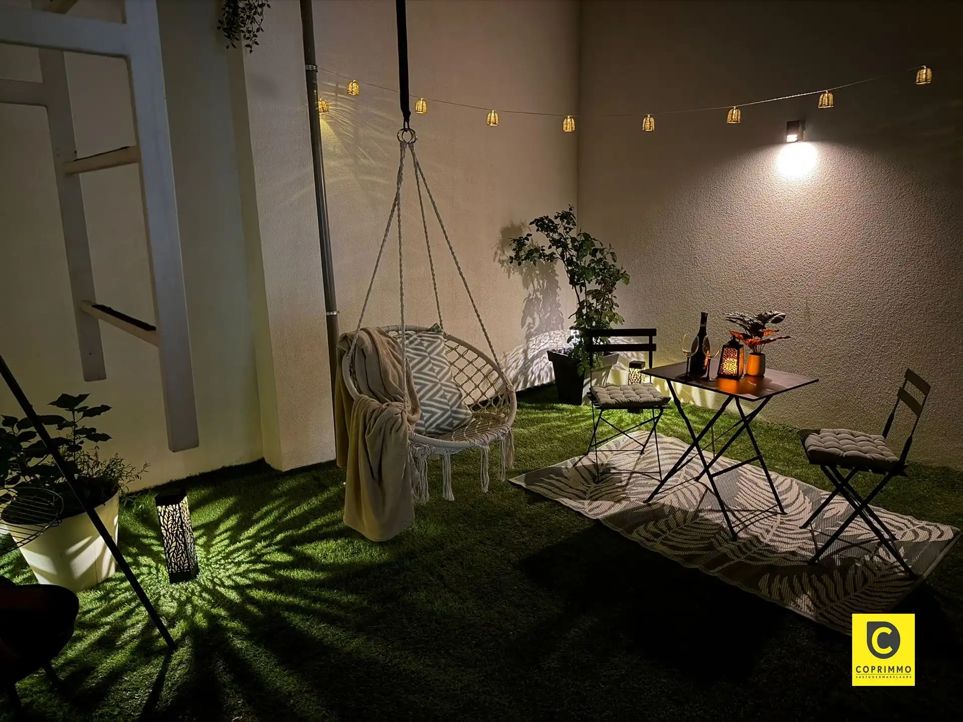 IN OPTIE! Prachtig gerenoveerd GLV met 1 slpk en cosy stadstuin! foto 12