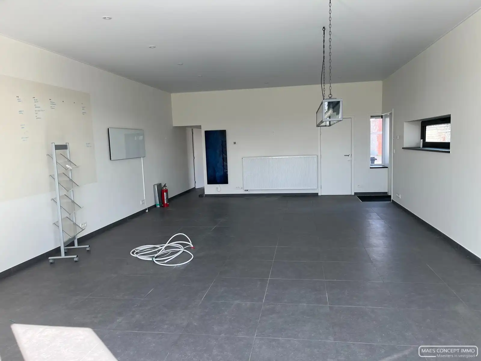 Kantoorruimte met toilet  (77m²) te huur te Deerlijk foto 4