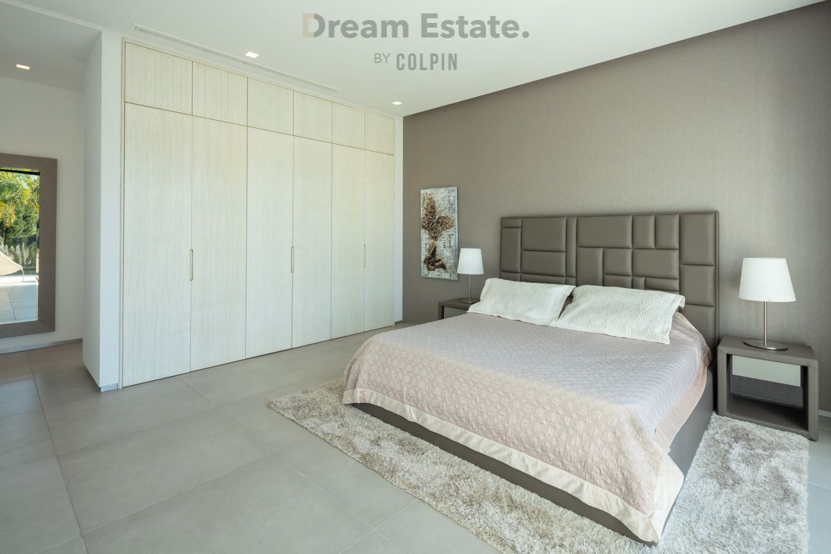 Eigentijdse villa in het bevoorrechte Nueva Andalucia foto 4