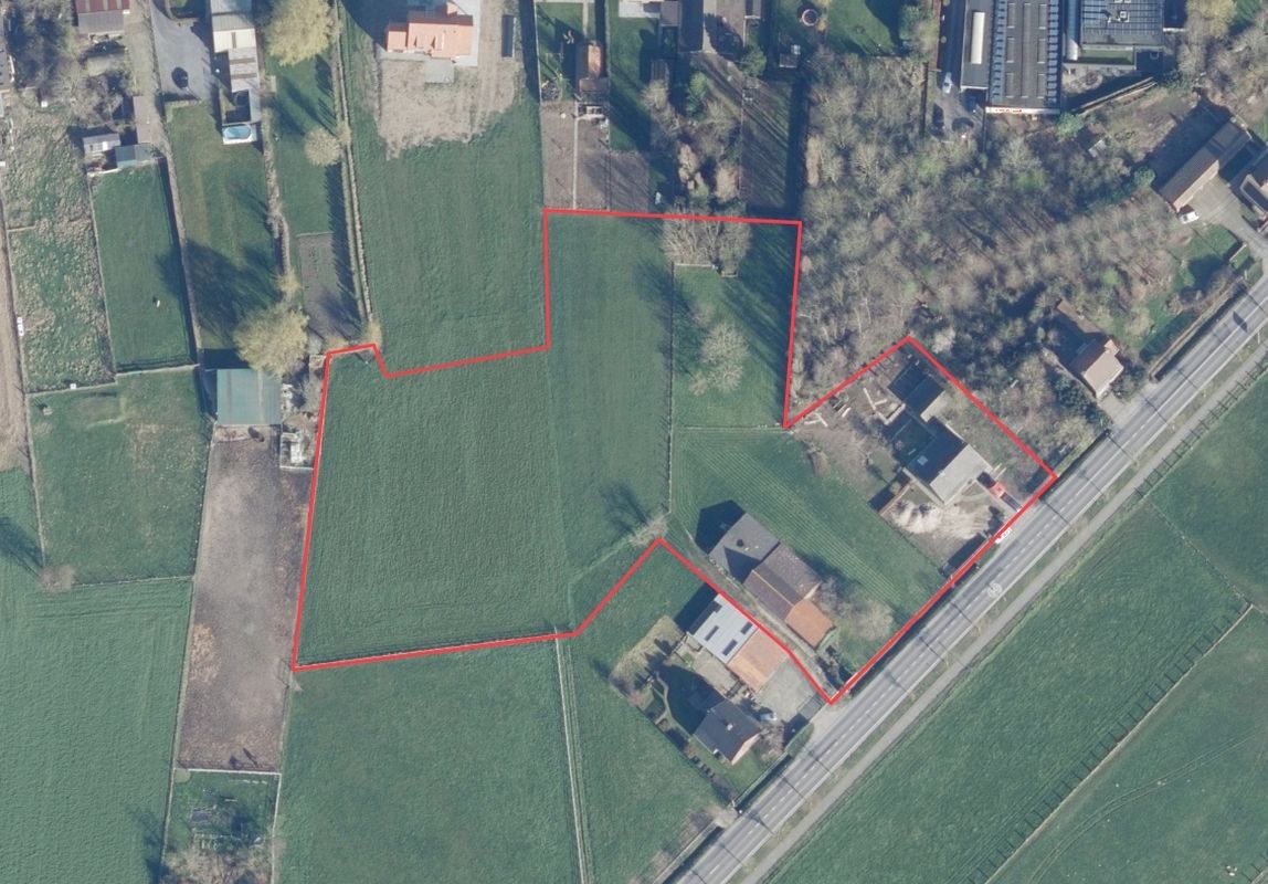 Hoevetje met residentiële woning en stallen te koop op 1 ha te Staden en Hooglede foto 2