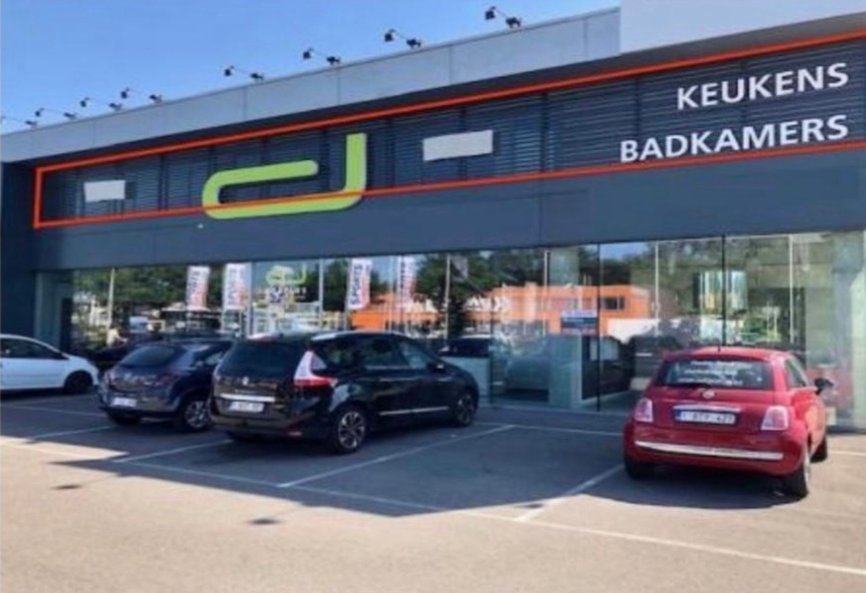 POLYVALENTE COMMERCIELE/KANTOOR RUIMTE MET RUIME PARKING foto 22