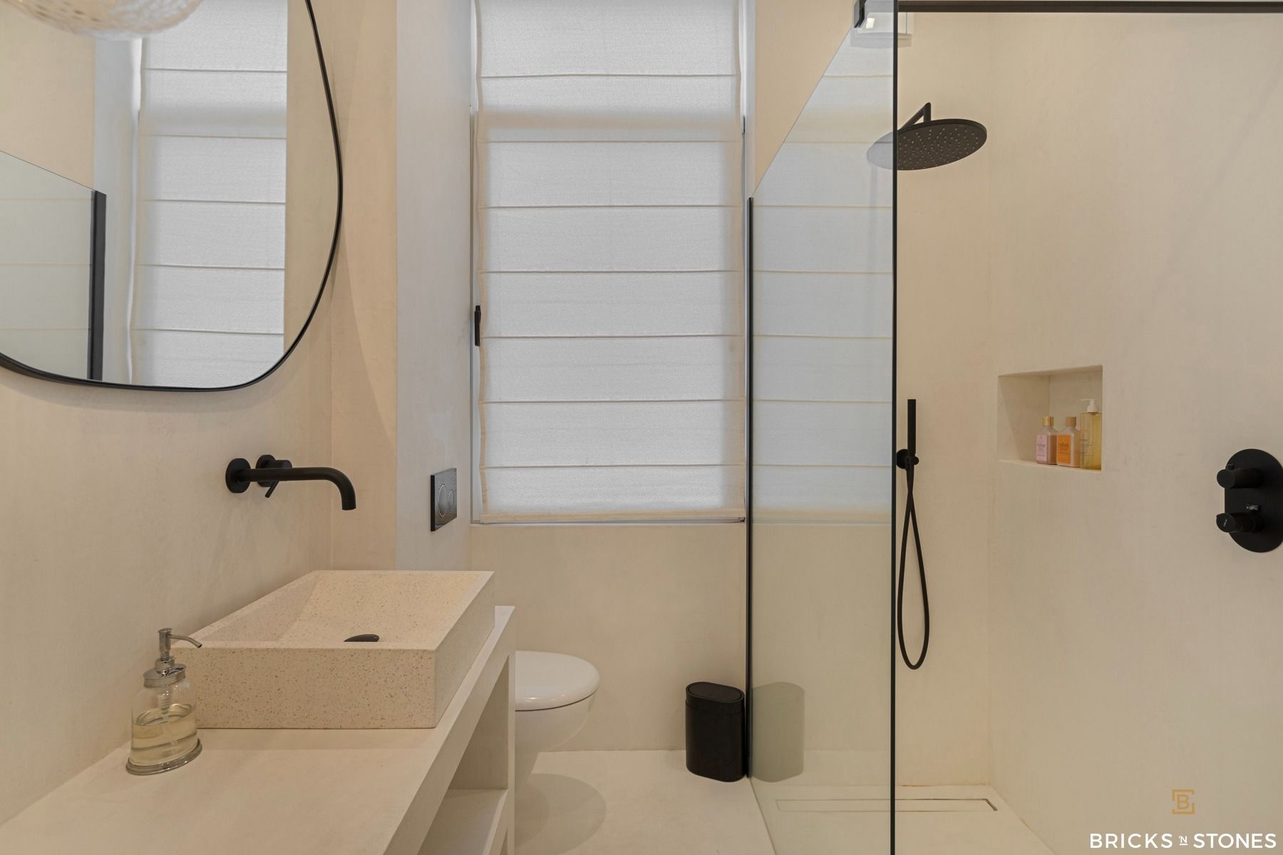 Stijlvol appartement met terras op TOP locatie foto 13