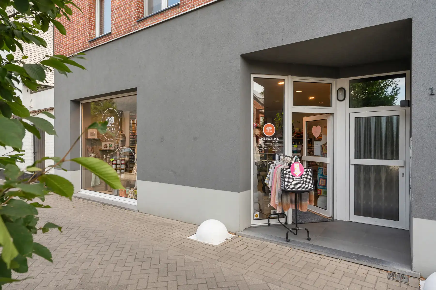 Handelsgelijkvloers op toplocatie in Schilde foto 10