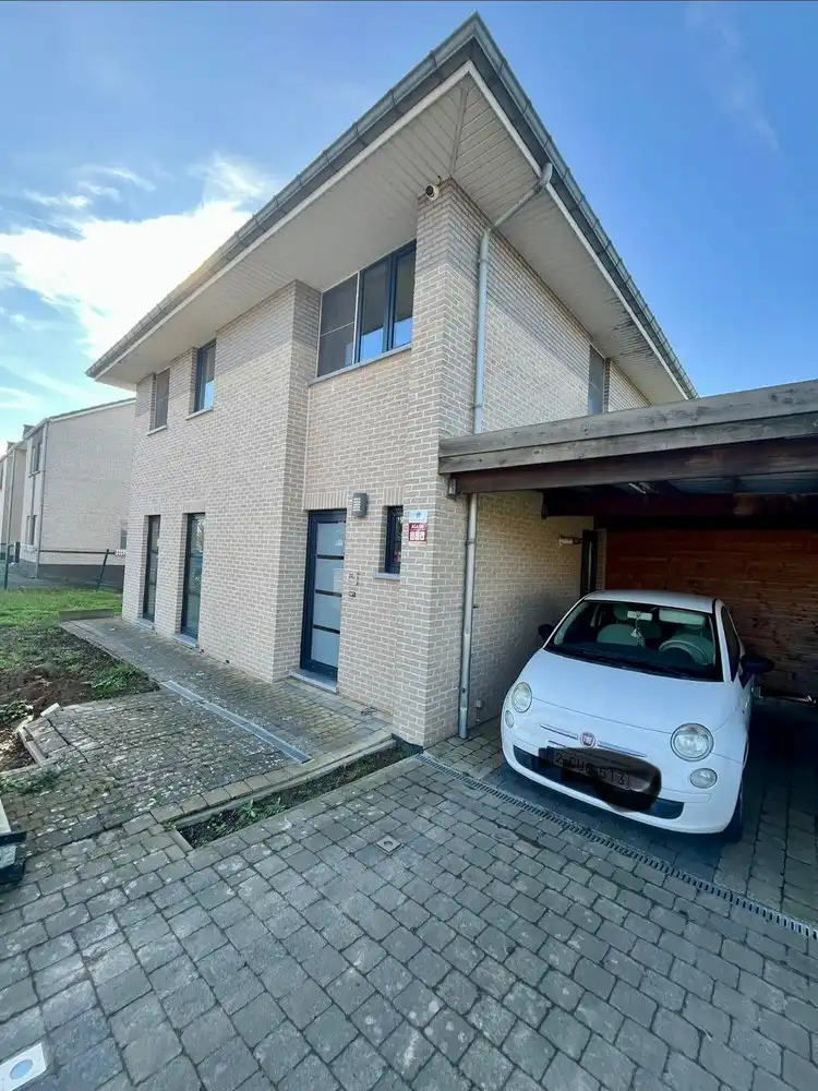 Mooie, energiezuinige gezinswoning foto 3