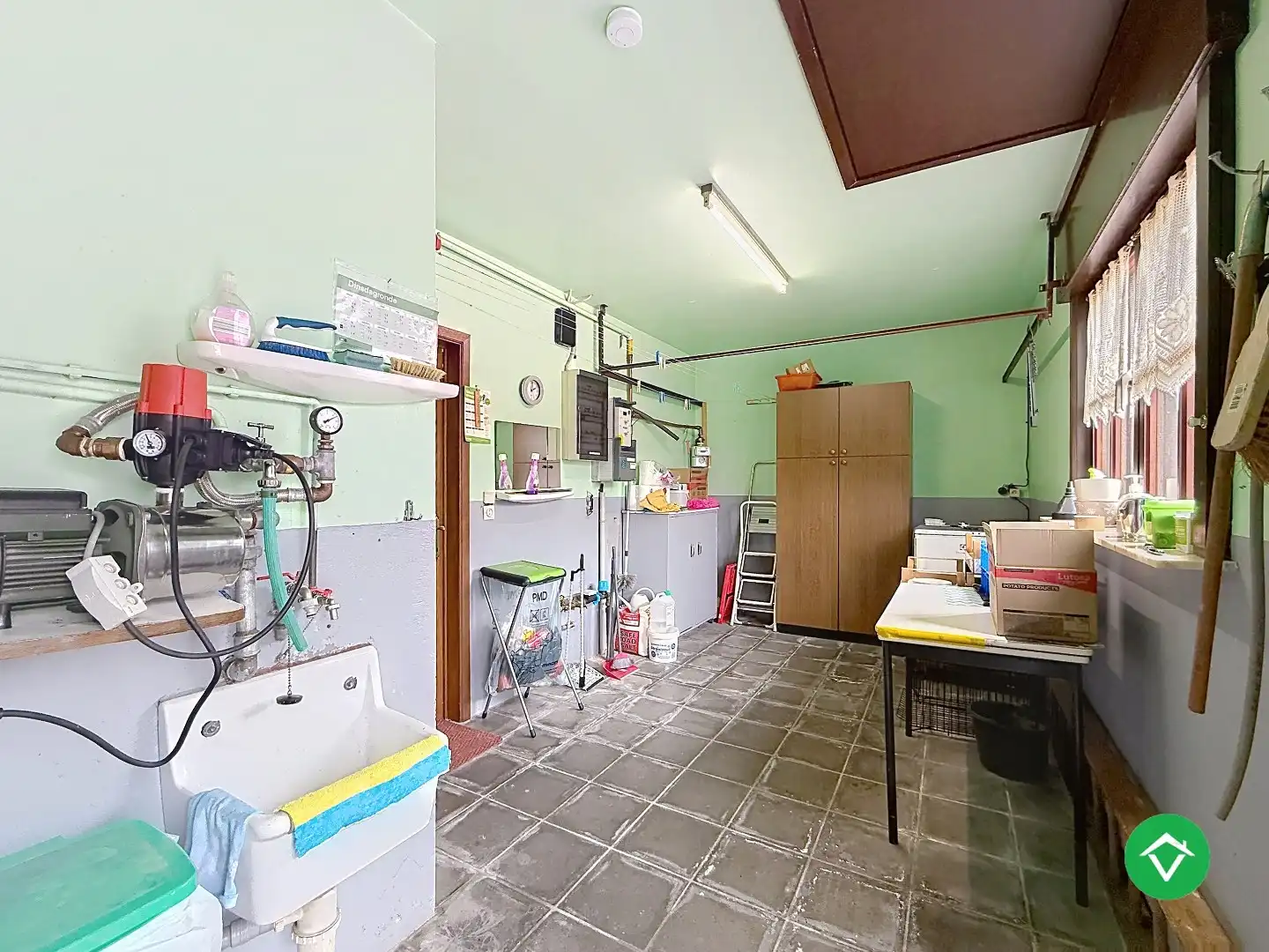 Gelijkvloerse woning met 3 slaapkamers, tuin en garage in een doodlopende straat te Roeselare foto 16