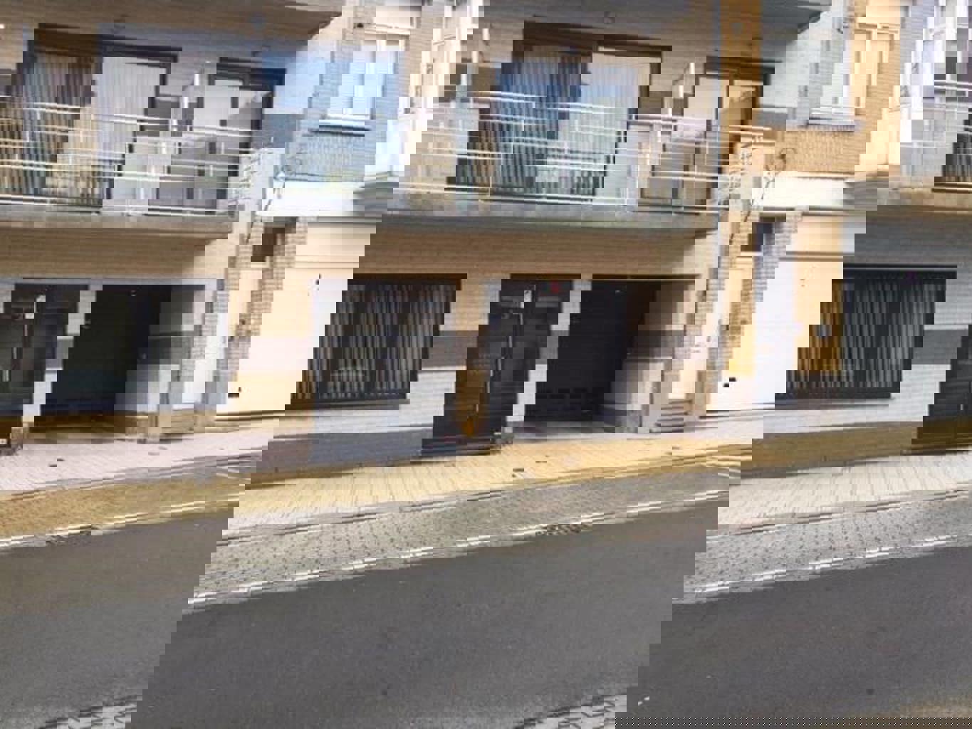 Te koop:garage/parkeerplaats met autolift te Middelkerke foto 7