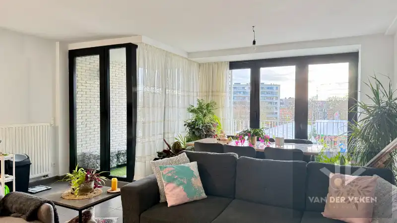 GEZELLIG 2-SLPK APPARTEMENT OP EEN TOP LOCATIE! foto 5