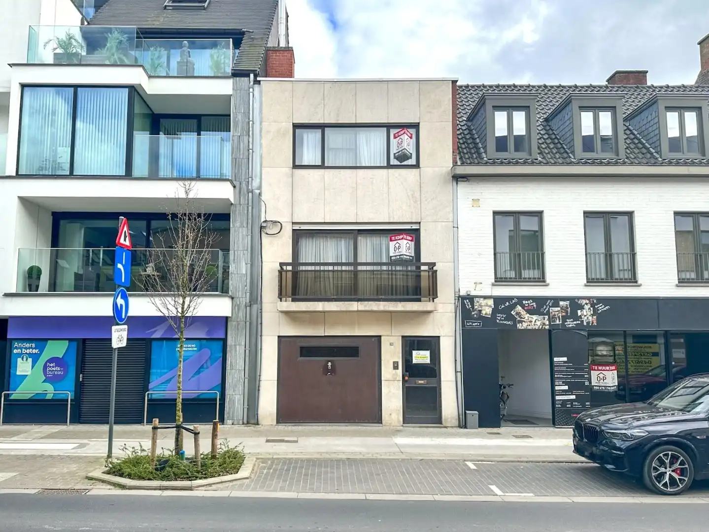 Hoofdfoto van de publicatie: Ruime bel-étage woning met garage, diepe tuin en lift, Torhout