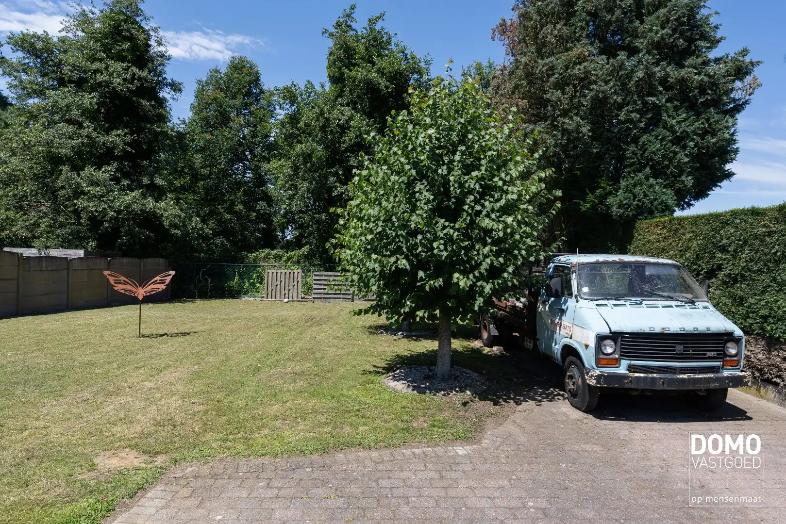 UNIEKE EIGENDOM MET WONING, 2 APPARTEMENTEN EN MAGAZIJNEN OP 13A88CA foto 24