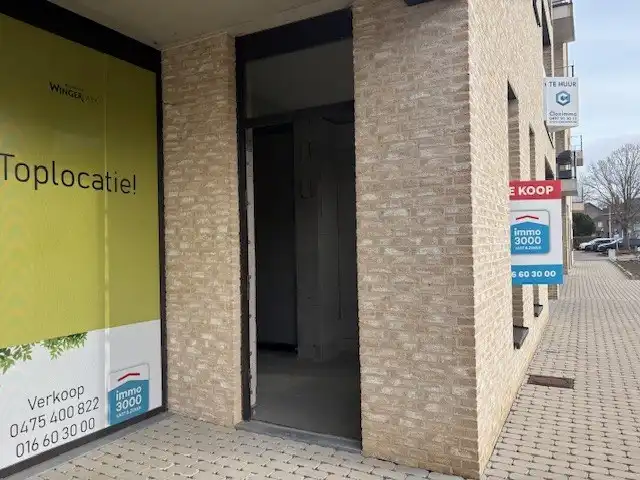 SINT JORIS WINGE HANDELSRUIMTE 71 m2 + terras foto 14