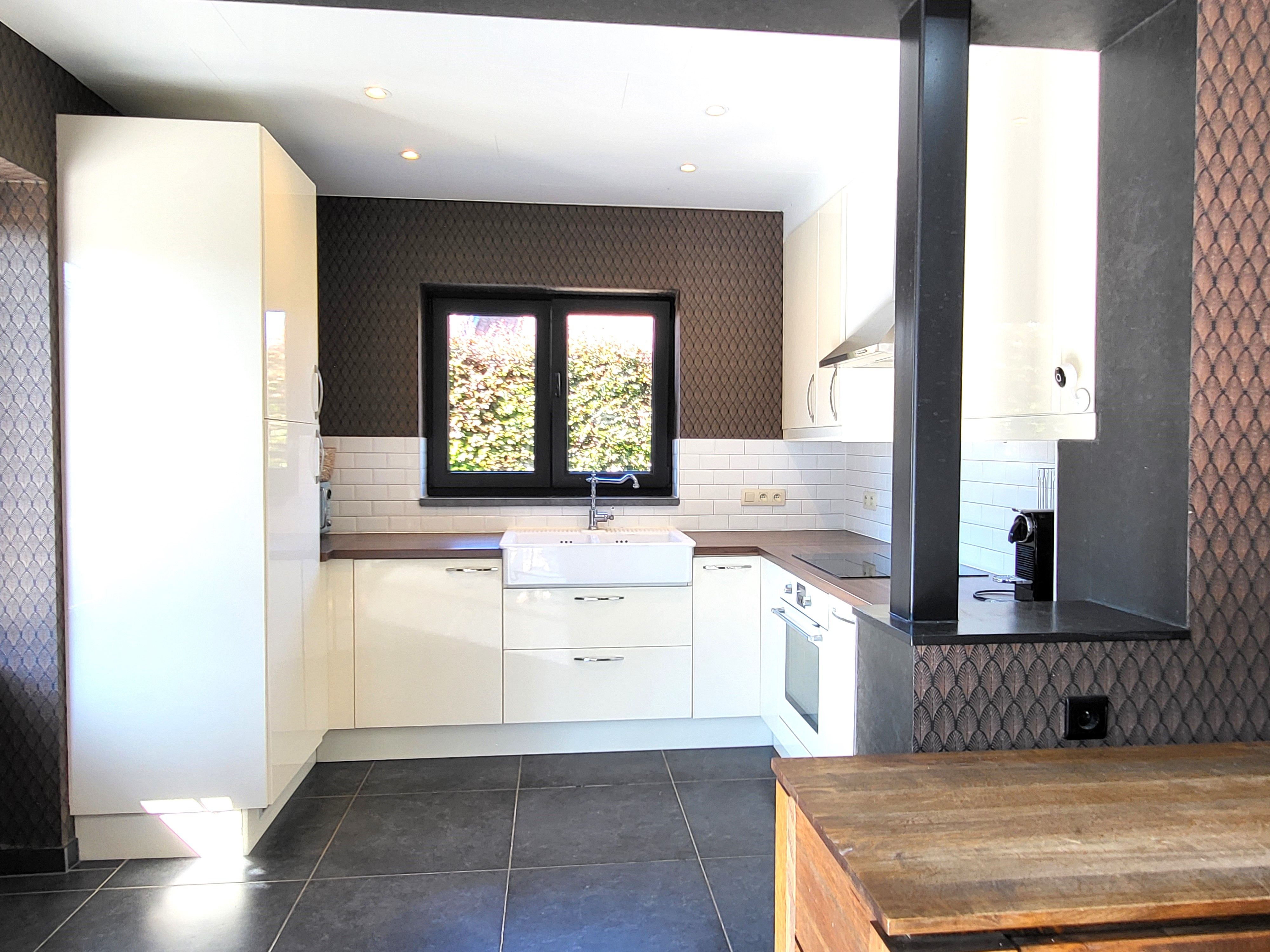 Prachtig gerenoveerde woning en bijgebouw op 571m² met commerciële doeleinden.  foto 12
