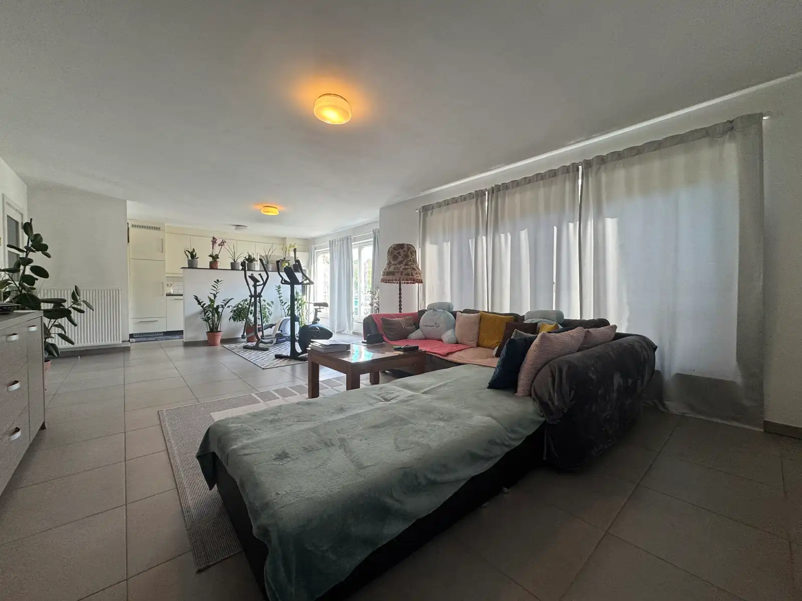 Te huur: 3 slaapkamers appartement met ruim terras te Erpe! foto 4