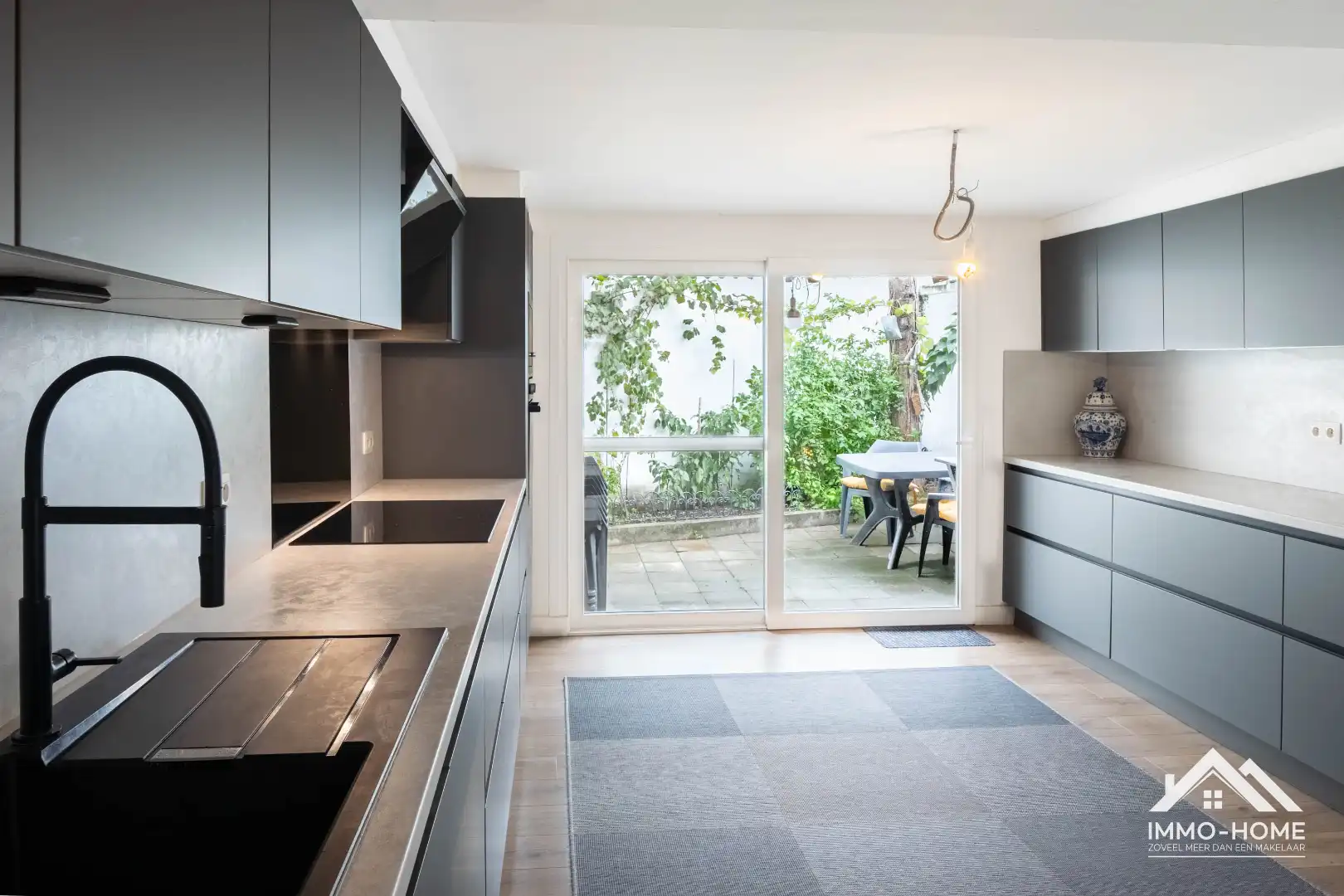 Prachtig gerenoveerde woning met 5 slpk. nabij centrum Gent!  foto 3