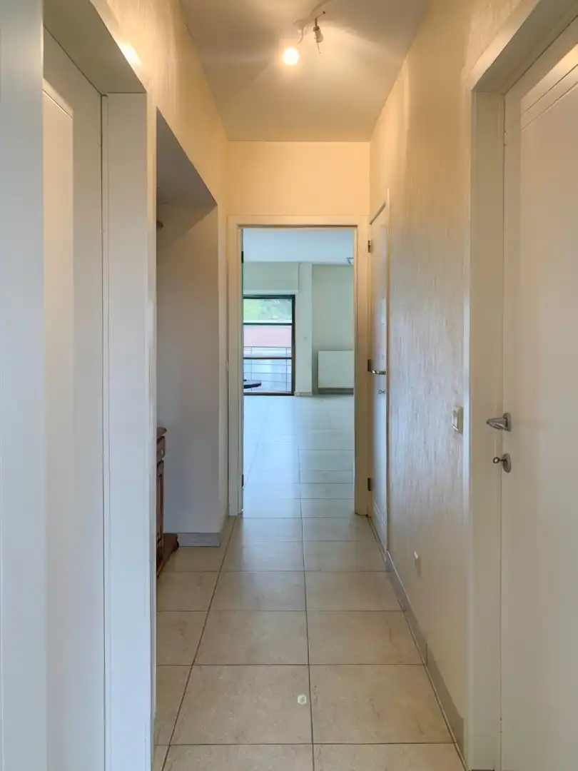 Gezellig, mooi afgewerkt en gunstig gelegen appartement te Aalst foto 9