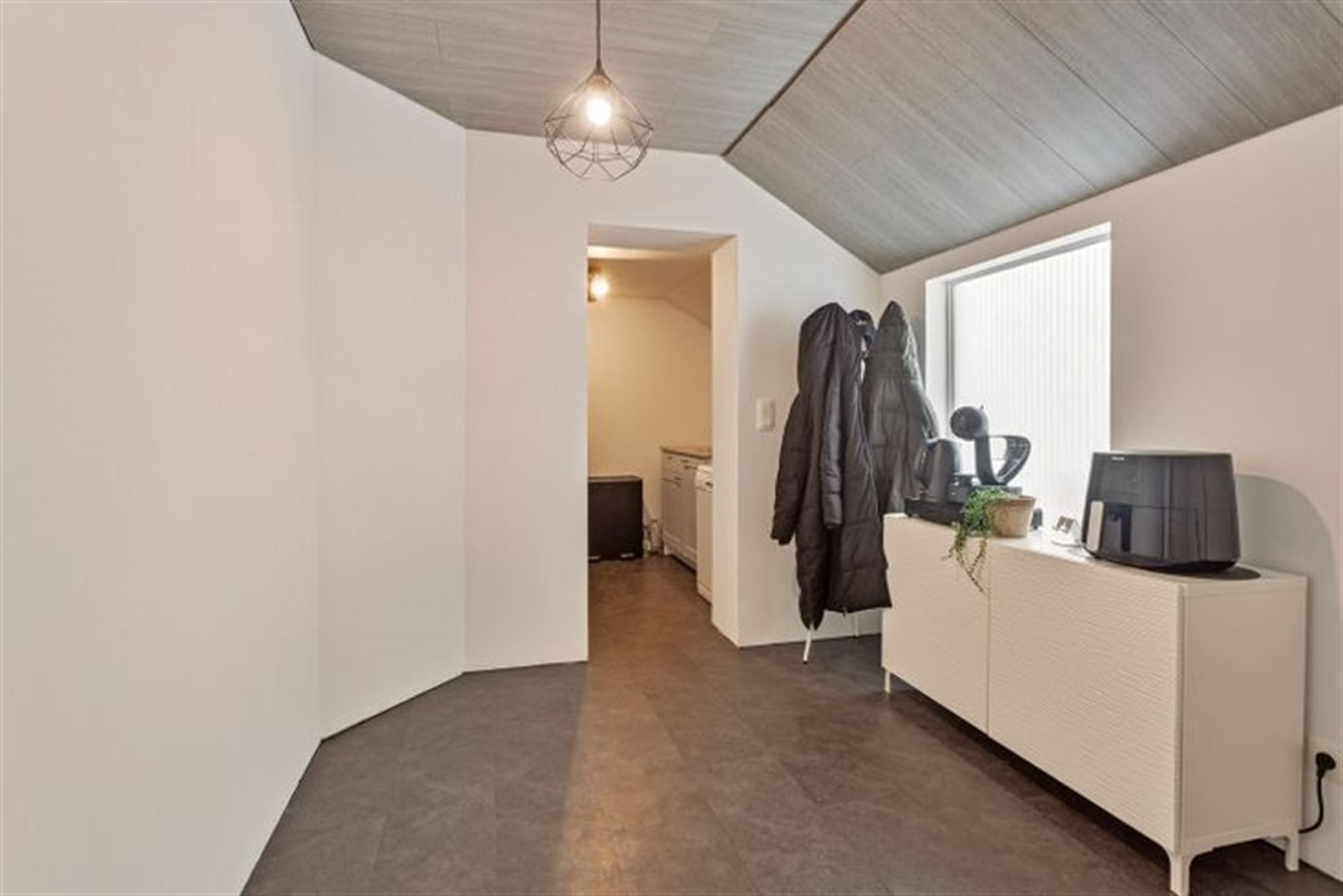 Woning met 2 slaapkamers en tuin. foto 12