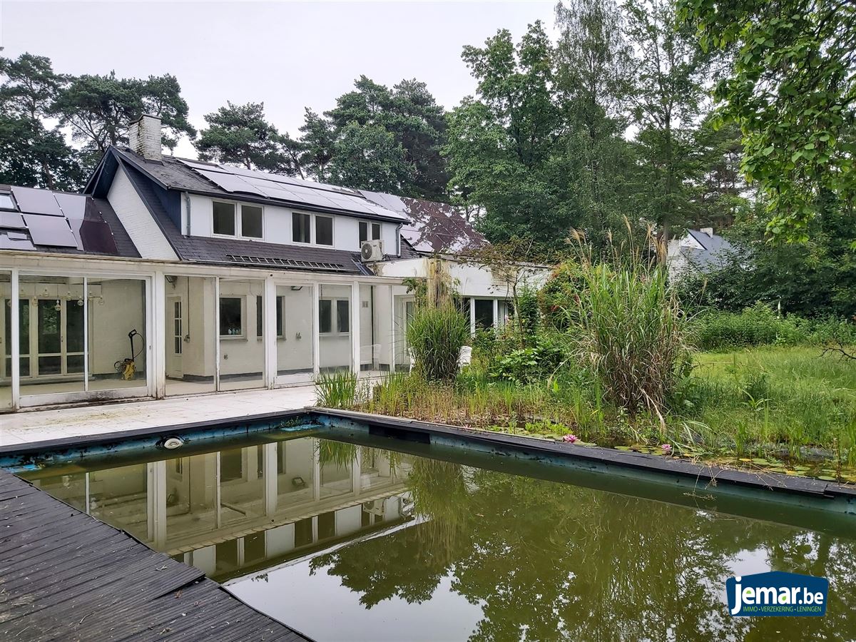 Te renoveren villa op toplocatie te Maasmechelen! foto 22