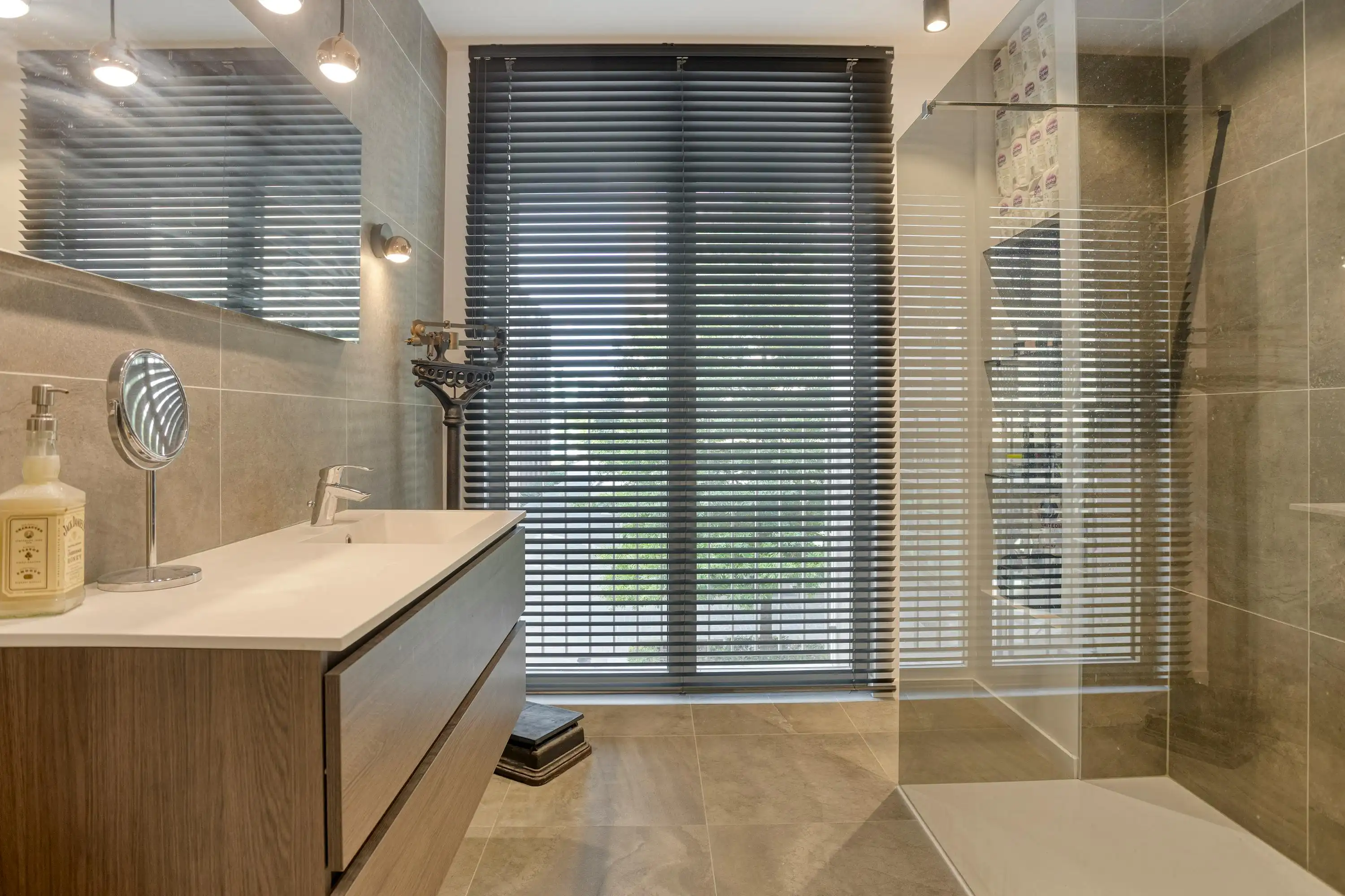 Luxueus appartement in Quartier Bleu te Hasselt foto 13