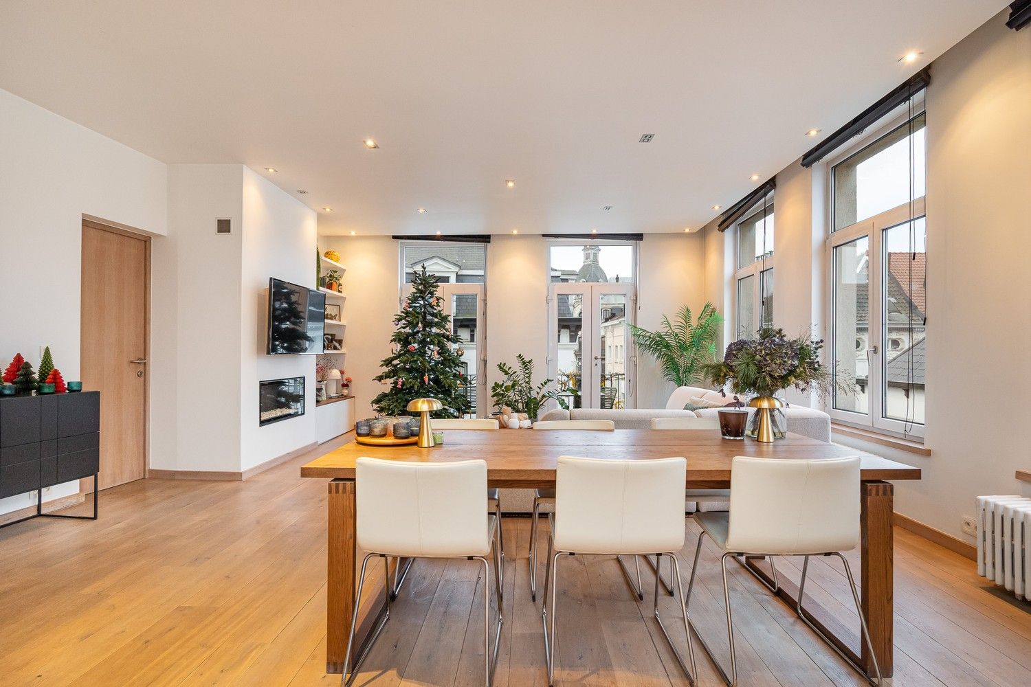 Stijlvol appartement op absolute topligging in historisch Antwerpen foto 3