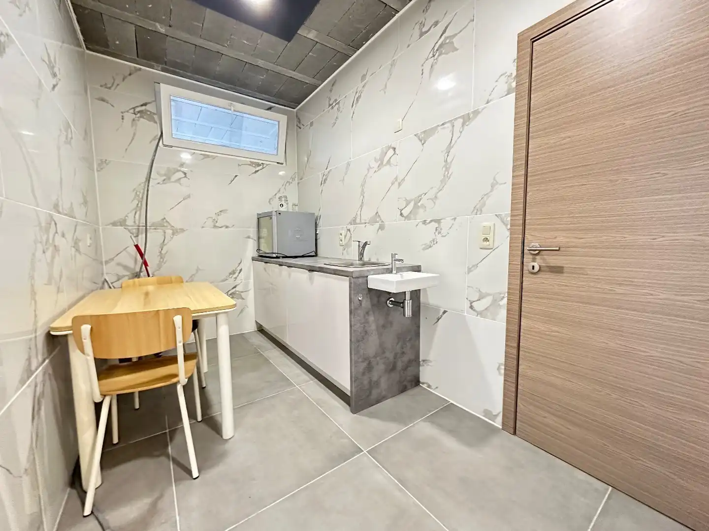 Woonruimte met handelspand gelegen te Tongeren foto 20