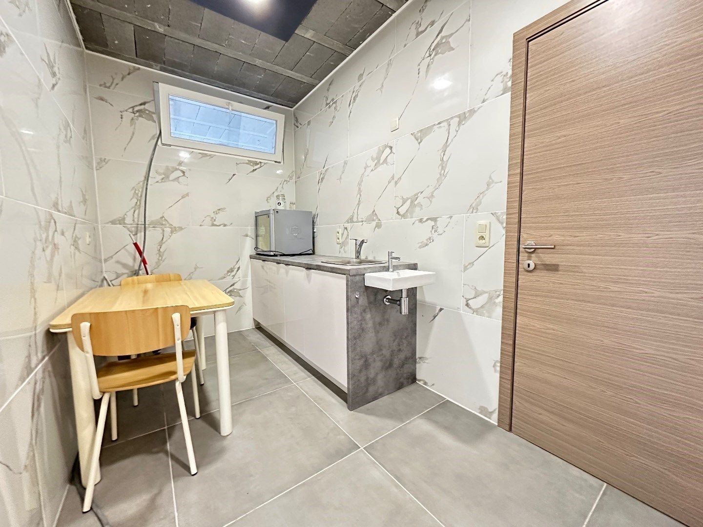 Woonruimte met handelspand gelegen te Tongeren foto 20