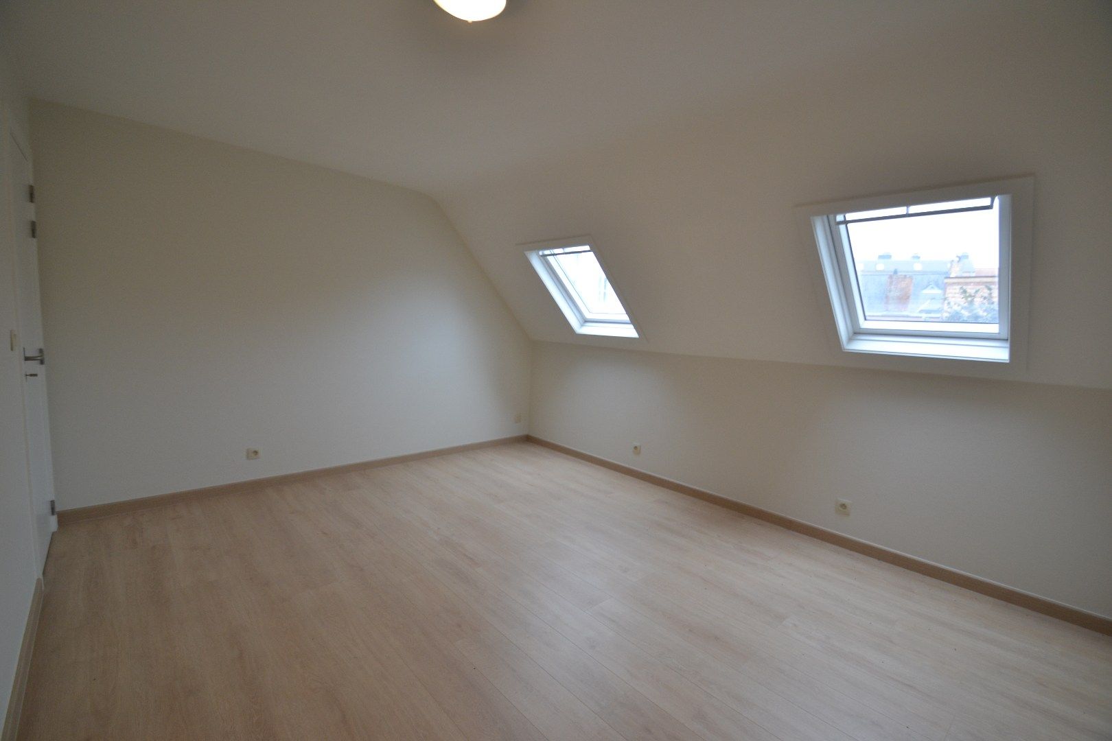 LEUVEN Stadswoning 3 slks en ruime koer foto 16