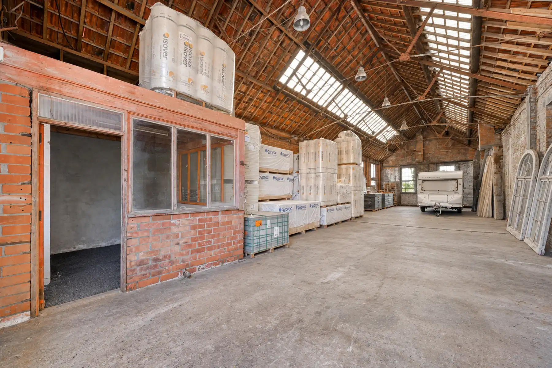 Karaktervol landhuis op een groen domein van ca. 3 ha foto 31