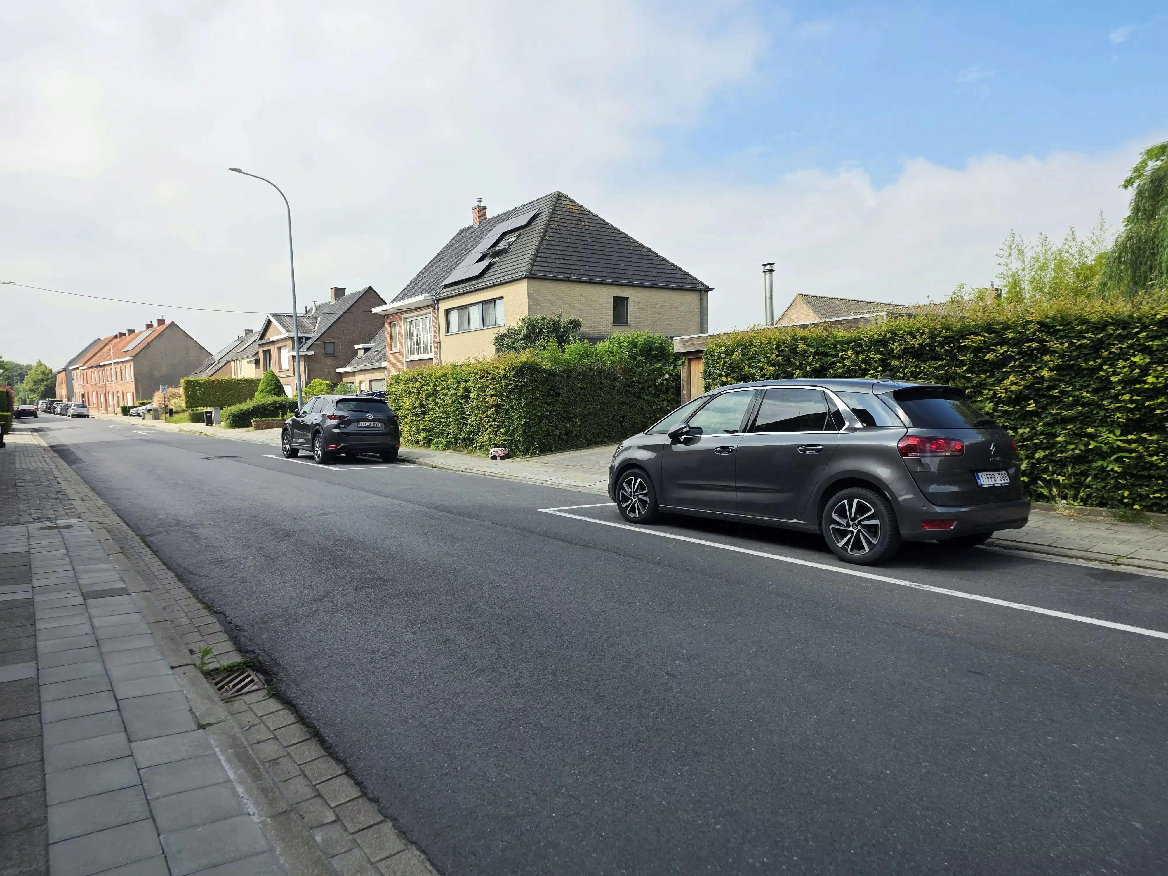 Unieke bouwgrond van 422,78 m² te koop in Izegem. foto 2