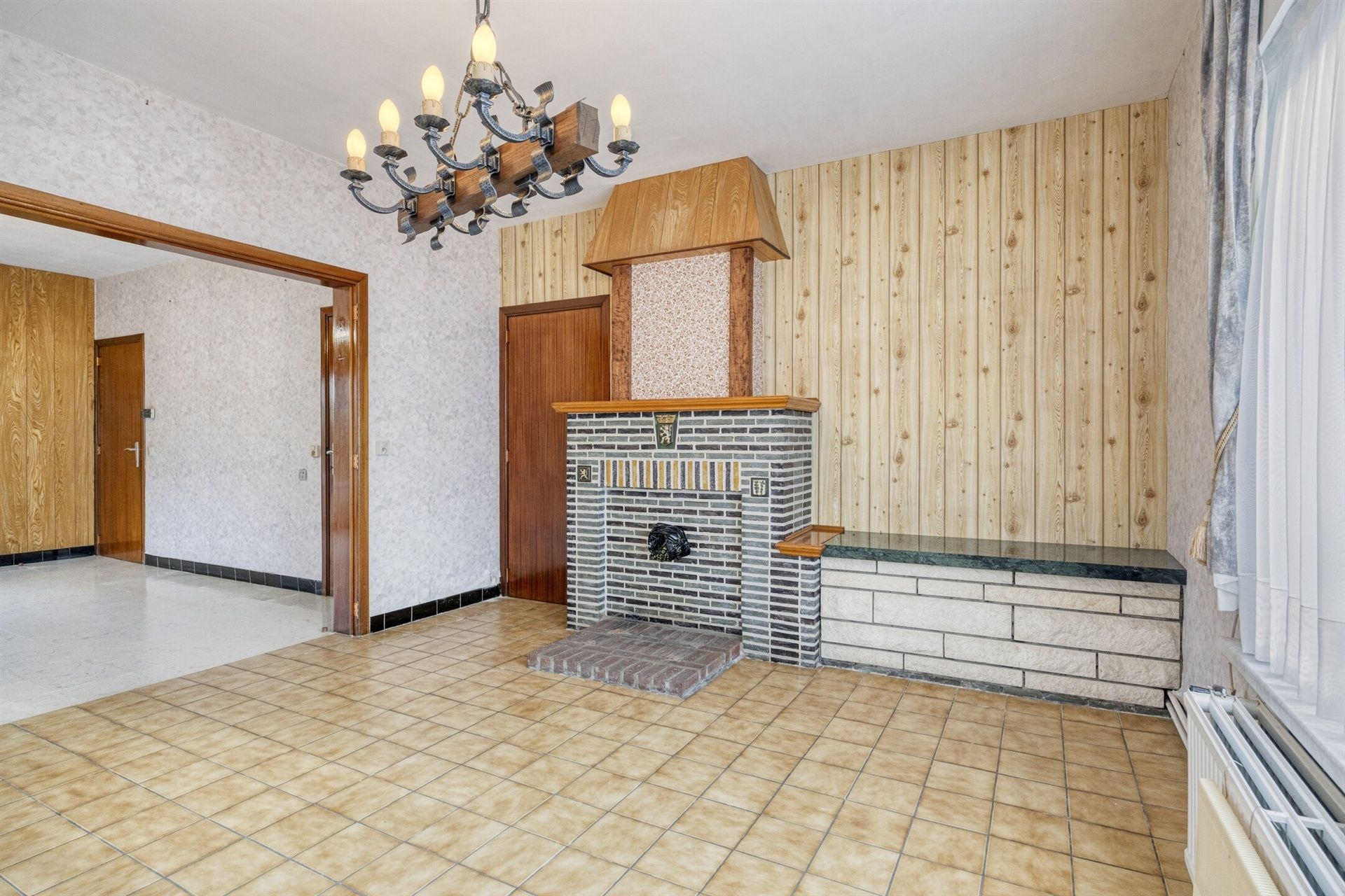 Woning op zeer goede ligging met potentieel foto 5